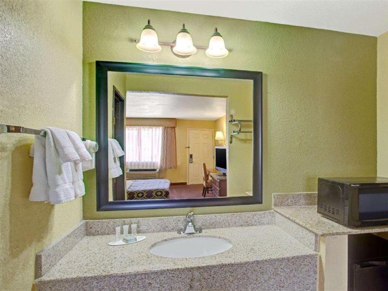 Travelodge By Wyndham Tucson Az Cortaro Dış mekan fotoğraf